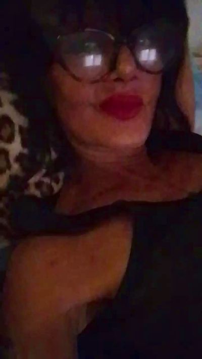 Farfallina73520 live cam on Cam4