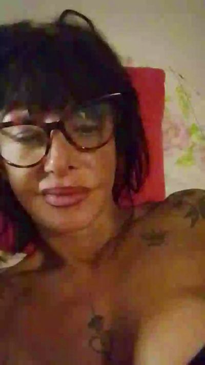 Farfallina73520 live cam on Cam4