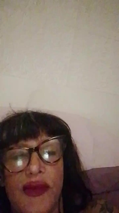 Farfallina73520 live cam on Cam4
