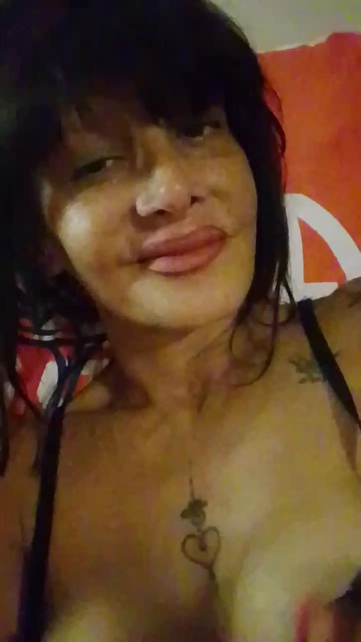 Farfallina73520 live cam on Cam4