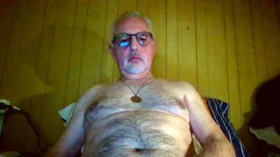 Faruck88 live cam on Cam4