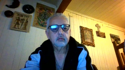 Faruck88 live cam on Cam4