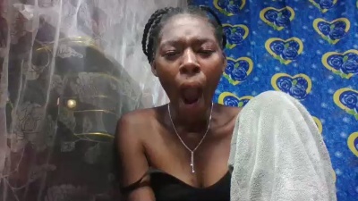 Faustina06 live cam on Cam4