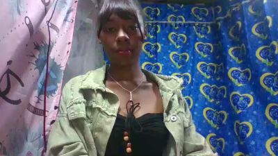 Faustina06 live cam on Cam4