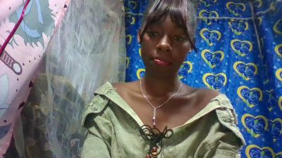 Faustina06 live cam on Cam4