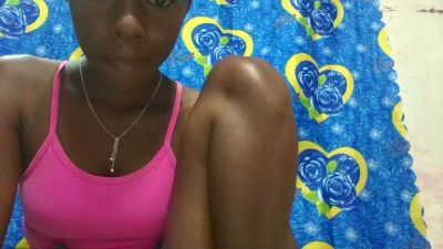 Faustina06 live cam on Cam4