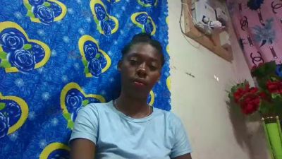 Faustina06 live cam on Cam4