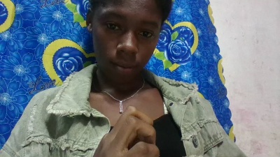 Faustina06 live cam on Cam4