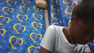 Faustina06 live cam on Cam4