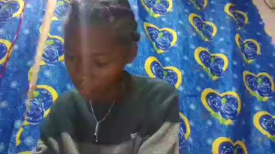Faustina06 live cam on Cam4