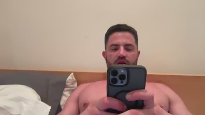 Favicouple live cam on Cam4