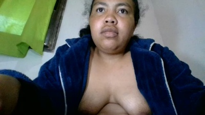 Fayole live cam on Cam4