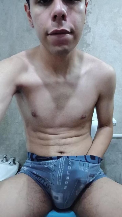 Fedeee18cm live cam on Cam4