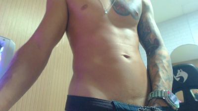 Fehpaugrosso live cam on Cam4