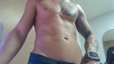 Fehpaugrosso live cam on Cam4