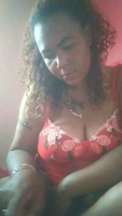 Felanah33 live cam on Cam4