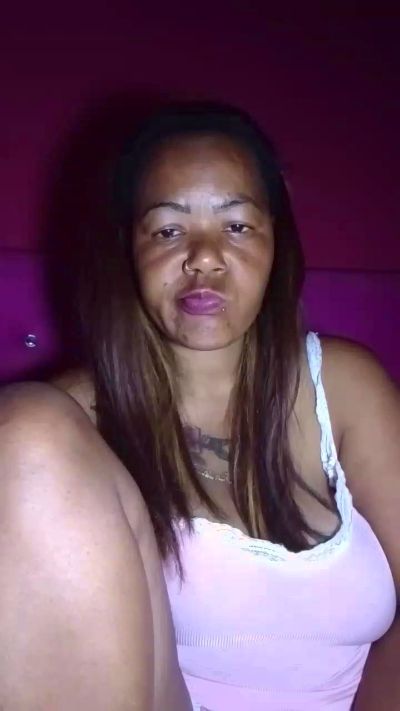 Felanah33 live cam on Cam4
