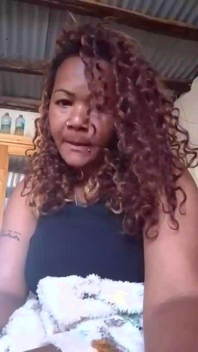 Felanah33 live cam on Cam4