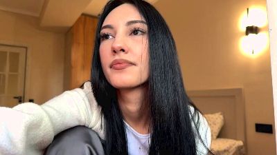 FeliceHegner live cam on Cam4
