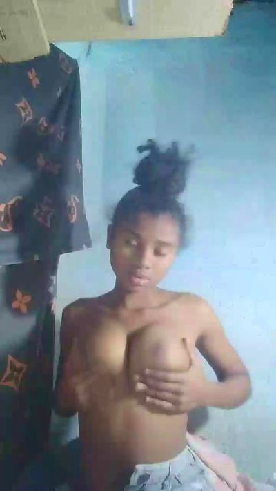 Felicina live cam on Cam4
