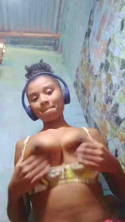 Felicina live cam on Cam4