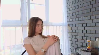FelicitaMoeuy live cam on Cam4