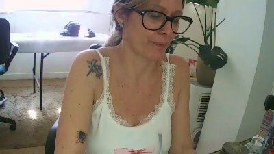 FelinaMza live cam on Cam4