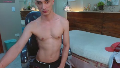 FelipeFriendly live cam on Cam4