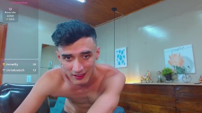 FelipeFriendly live cam on Cam4