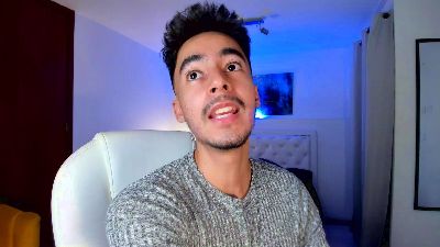 FelipePalace live cam on Cam4