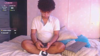 Felipe_cams live cam on Cam4