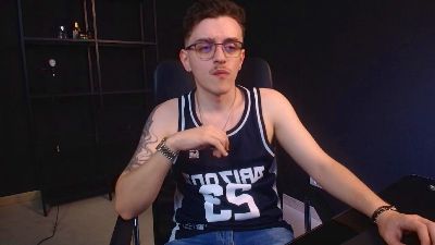 FelixStark live cam on Cam4