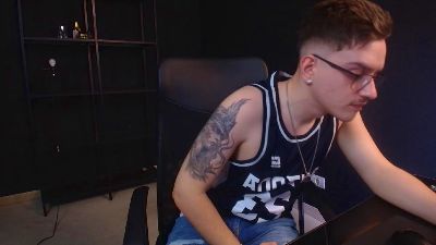 FelixStark live cam on Cam4