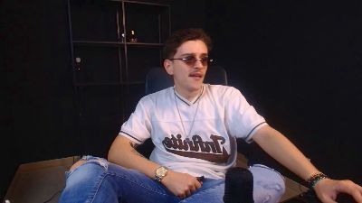 FelixStark live cam on Cam4