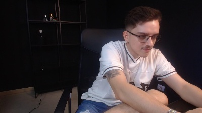FelixStark live cam on Cam4