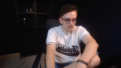 FelixStark live cam on Cam4