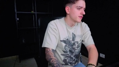 FelixStark live cam on Cam4