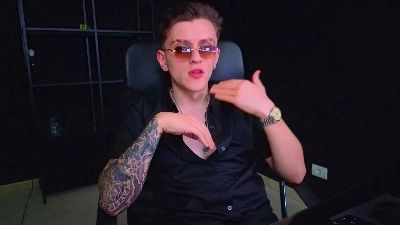 FelixStark live cam on Cam4