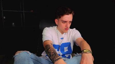 FelixStark live cam on Cam4