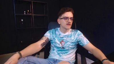 FelixStark live cam on Cam4