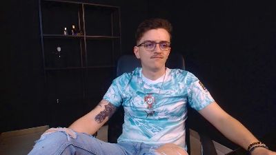 FelixStark live cam on Cam4