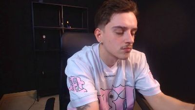FelixStark live cam on Cam4