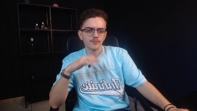 FelixStark live cam on Cam4