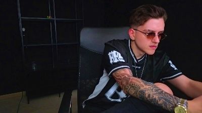 FelixStark live cam on Cam4