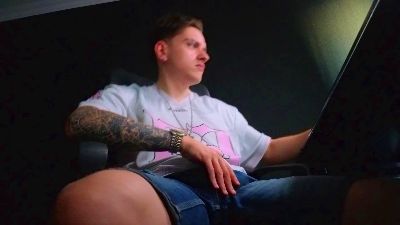 FelixStark live cam on Cam4