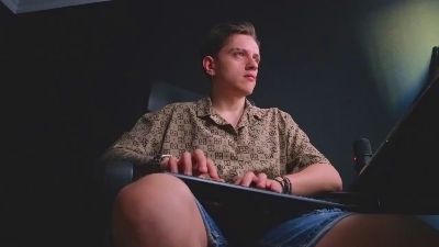 FelixStark live cam on Cam4