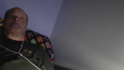Felonious live cam on Cam4