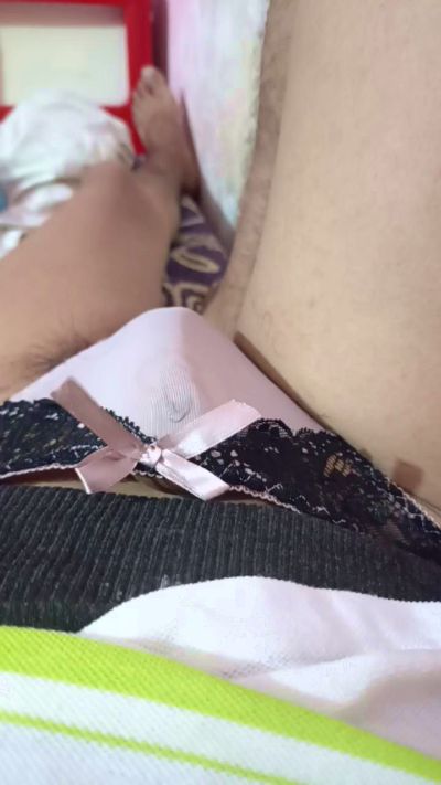 Femboy303 live cam on Cam4