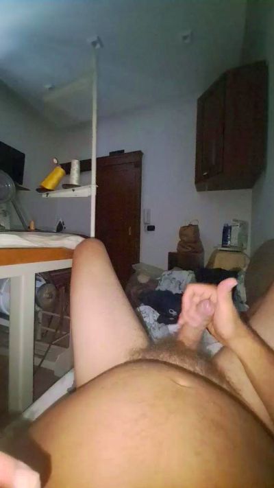 Fenomemale live cam on Cam4