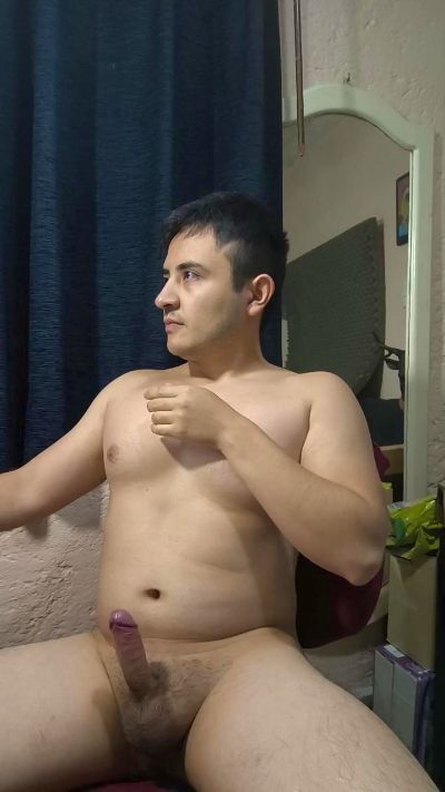 FerdinandDeluxe live cam on Cam4